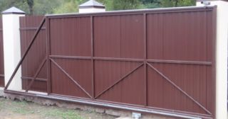 Купить откатные ворота из профнастила Киров, цена от 1758 руб.