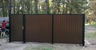 Купить распашные ворота из профнастила Киров, цена от 2740 руб.